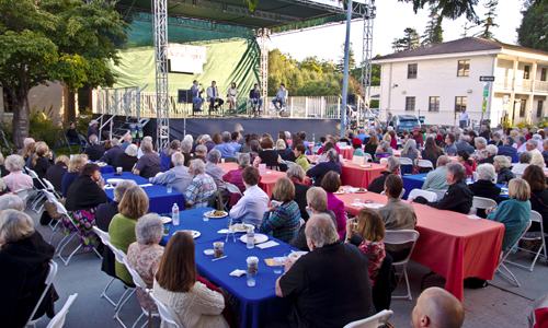 Opening Night crowd enjoys dinner al fresco and a talk by composers outside the Civic Auditorium. Photo by rr jones.