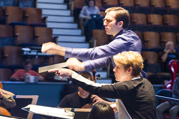 Marin Alsop coaches Caleb Young in the Conductors Workshop. Photo by rr jones.
